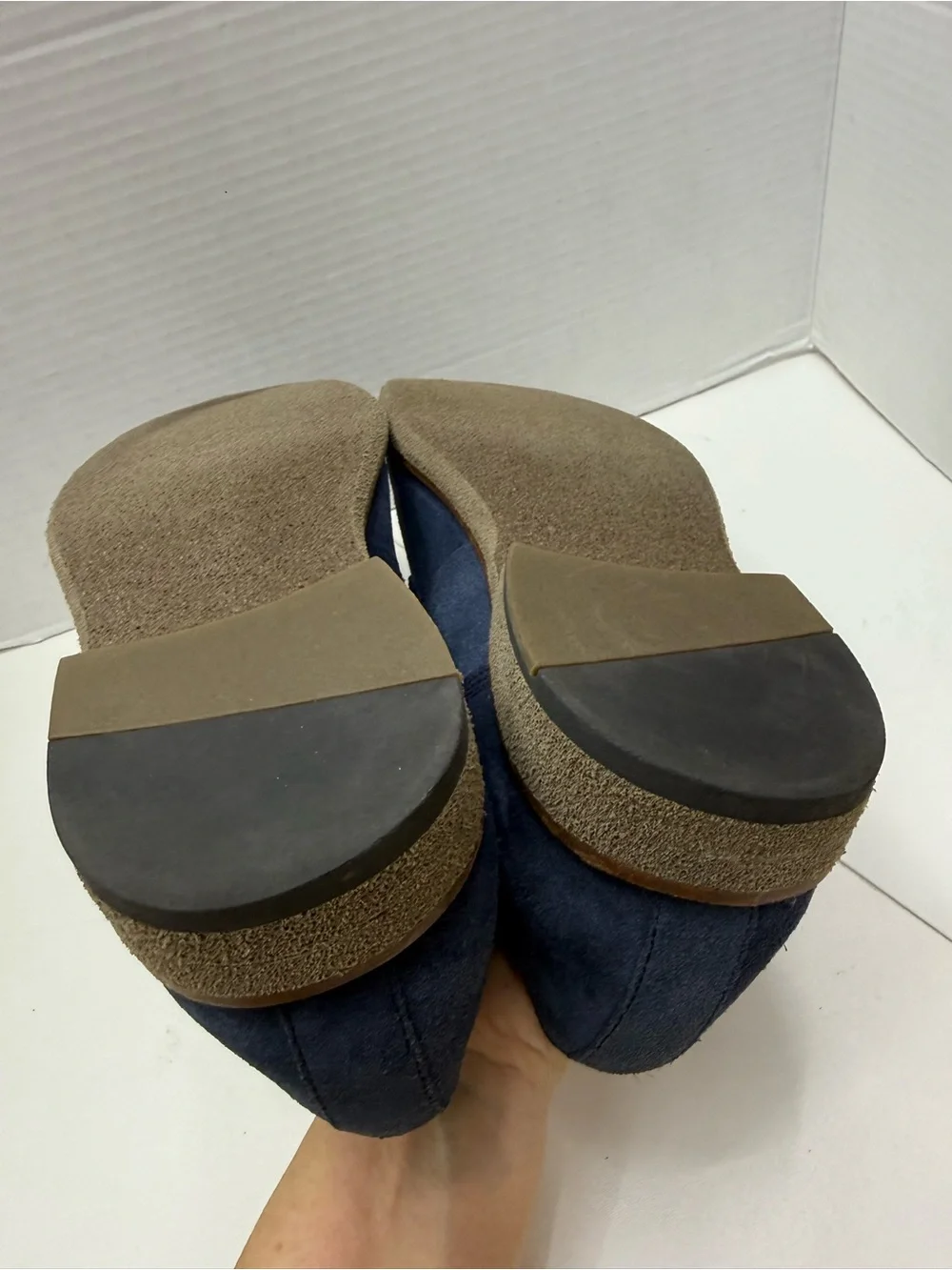 Saks Fifth Avenue Men's Blue Suede Derby Shoes size 8.5